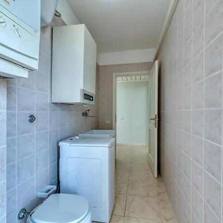 Izzhome Atmosphere * Пула