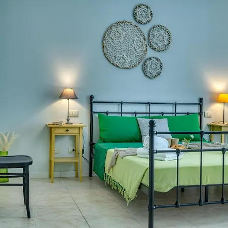 Izzhome Atmosphere Apartment Pula