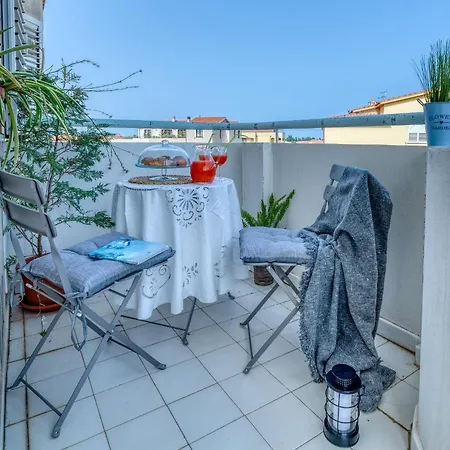 Apartment Izzhome Atmosphere Pula