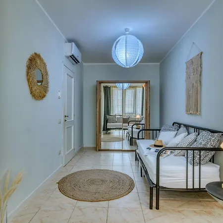 Izzhome Atmosphere Apartment Pula