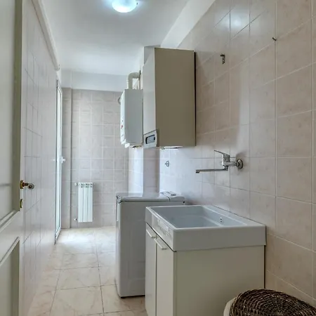 Apartment Izzhome Atmosphere Pula