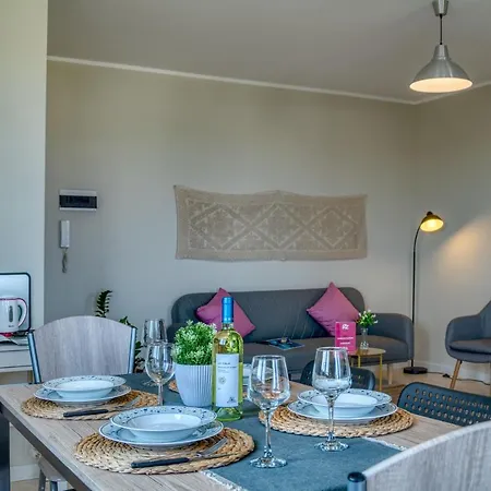 Izzhome Atmosphere *